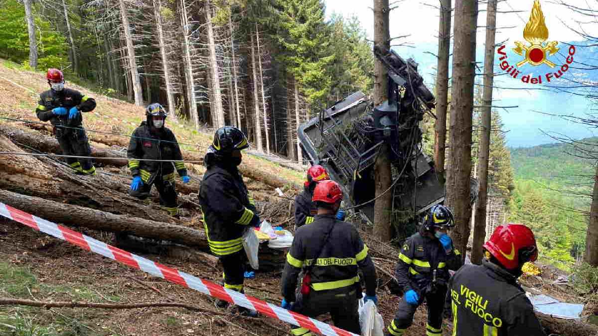 cable car crash in Italy
