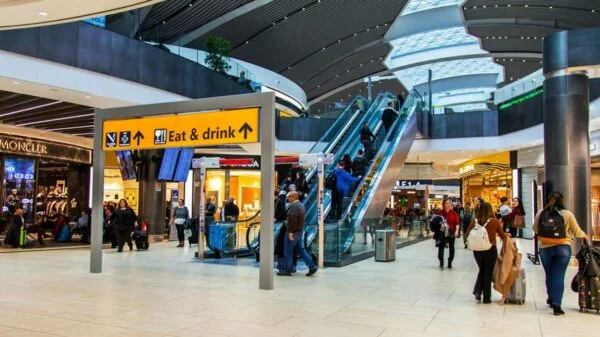 L’Italia allenta le restrizioni ai viaggi