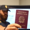 Passaporte na Itália fila