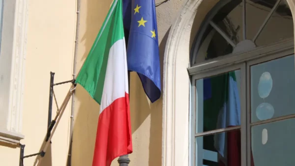 Funcionários enfrentam uma demanda cada vez mais crescente nos consulados italianos no Brasil