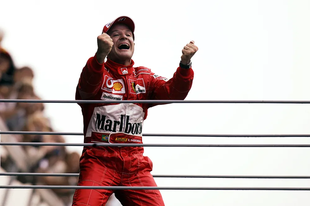 Barrichello venceu pela segunda vez em Monza em 2004 — Foto: Getty Images