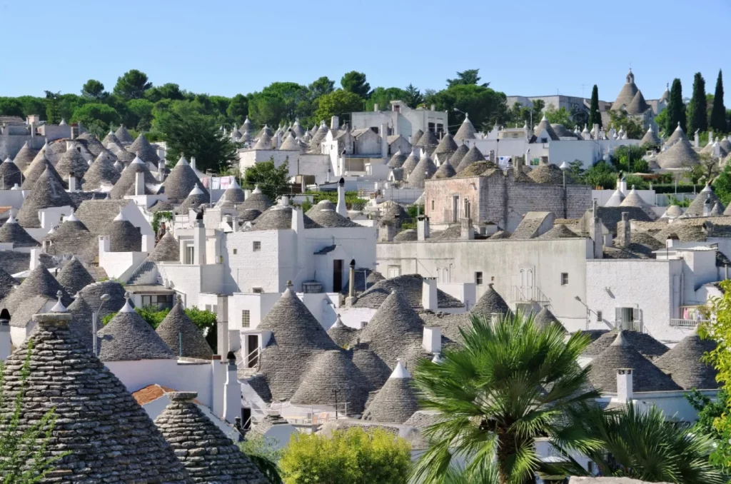 Vista dos Trulli, em Alberobello | Foto: Depositphotos 