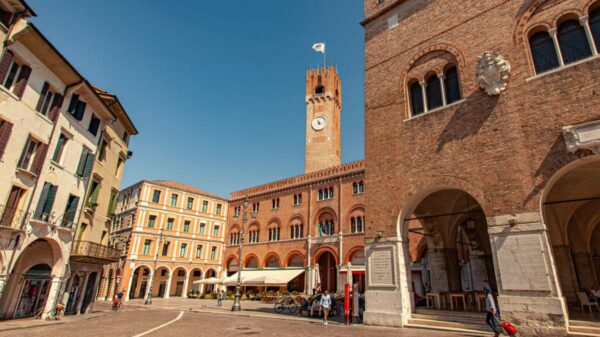 Piazza Dei Signori, in Treviso | Depositphotos