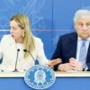 Giorgia Meloni e Antonio Tajani debatem prioridades no governo italiano, divergindo sobre a proposta de reforma da cidadania | Foto: Europa Press