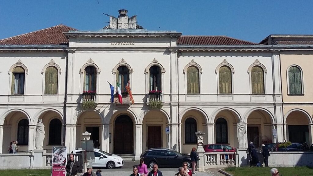 Italian consulate in Curitiba is warned about fraud in applications for Italian citizenship, with forged documents presented in the Veneto region | Photo: Raffaele G/Tripadvisor