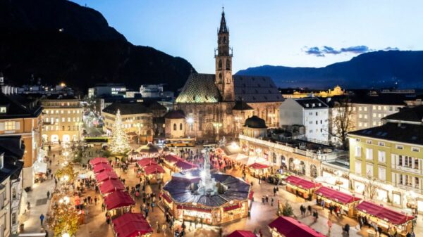 Bolzano é um dos 10 mercados de Natal mais encantadores da Itália para viver momentos mágicos em 2024 | Foto: mercatini-di-natale.bz.it