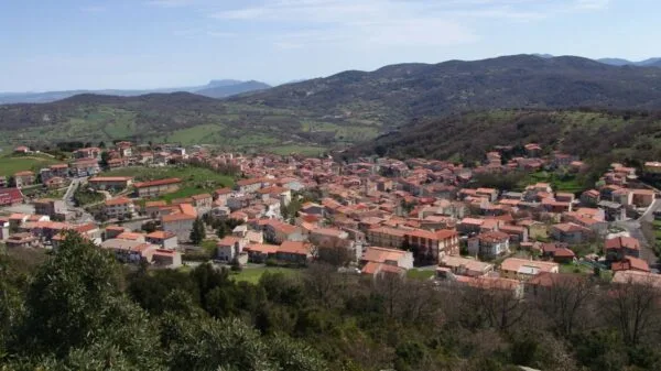 Casas em Ollolai: oportunidade para quem deseja recomeçar na Sardenha | Foto: CNN