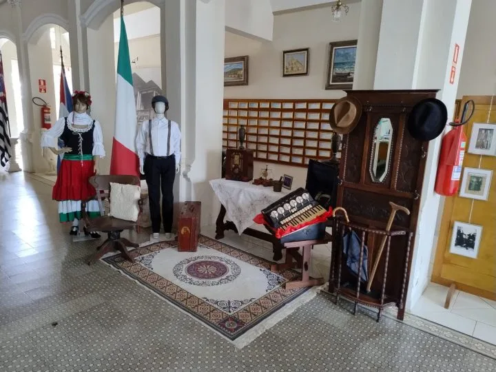 No último sábado, 30 de novembro, o Circolo Italo-Brasiliano XV de Novembro di Itapira, no Interior de São Paulo, proporcionou uma noite memorável de celebração, cultura e união durante o Jantar Dançante do Imigrante Italiano.