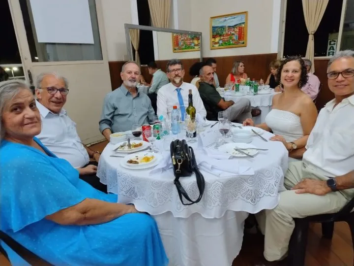 No último sábado, 30 de novembro, o Circolo Italo-Brasiliano XV de Novembro di Itapira, no Interior de São Paulo, proporcionou uma noite memorável de celebração, cultura e união durante o Jantar Dançante do Imigrante Italiano.