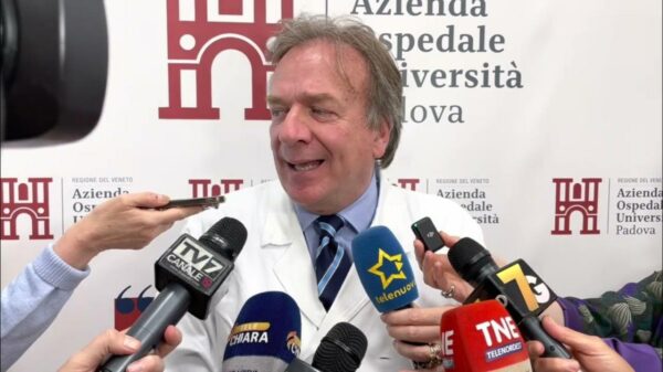 Gino Gerosa, cirurgião cardíaco do Hospital de Padova, fez o primeiro transplante de coração batendo do mundo | Foto: Fortune Italia