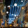 Via del Corso, em Roma, durante o Natal | Foto: Depositphotos