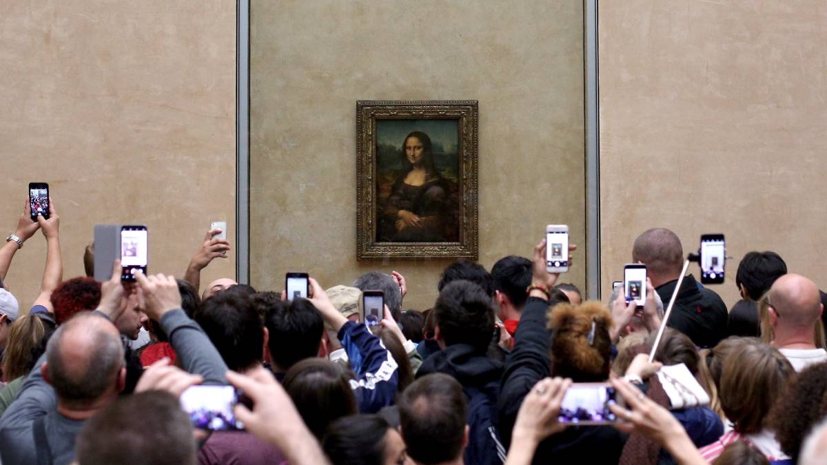 Declaração chega após notícias de problemas no Museu do Louvre.