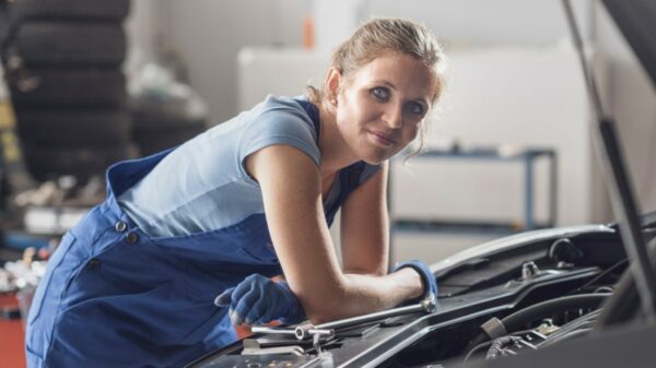 Explorar oficinas na Itália é mergulhar na rica cultura automotiva do país | Foto: Depositphotos