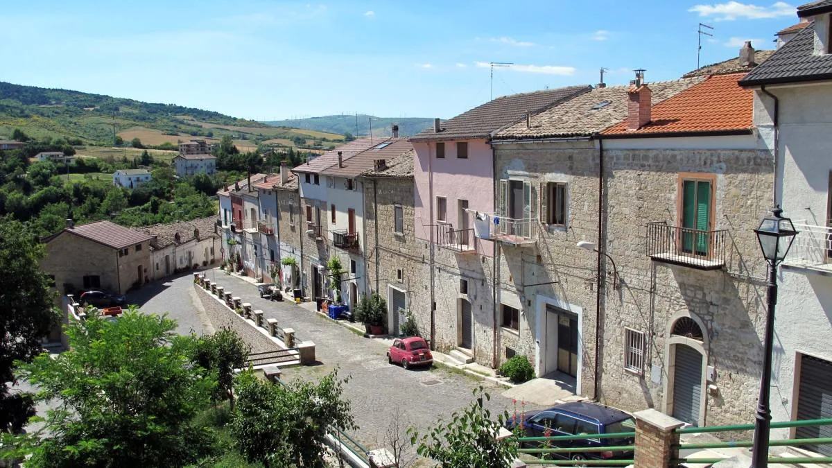 Município italiano paga 5 mil euros para quem mudar para Orsara di Puglia