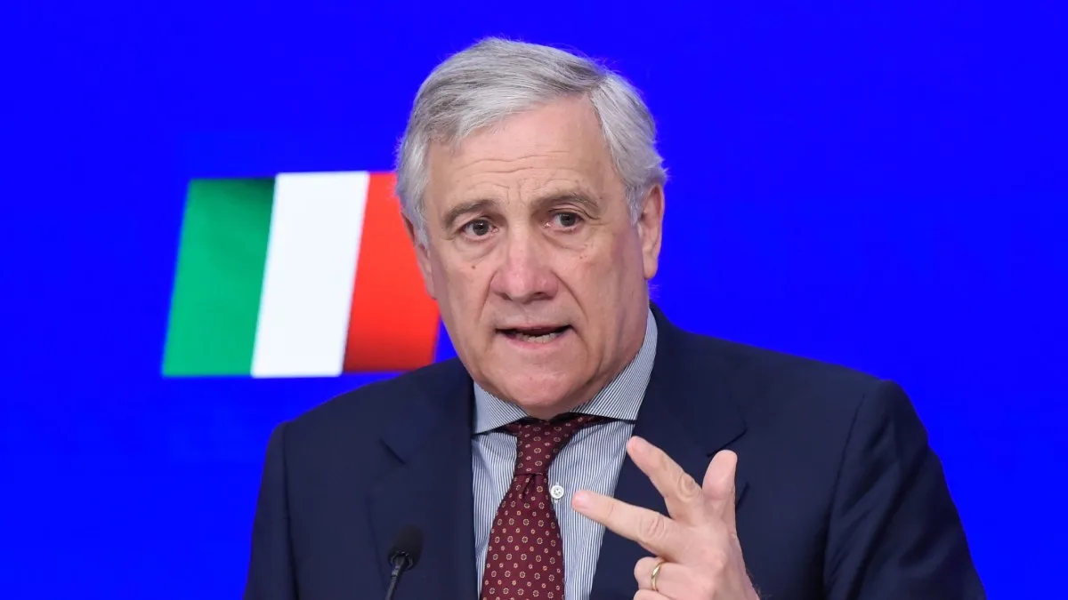 Antonio Tajani anuncia novo decreto sobre cidadania durante coletiva em Roma