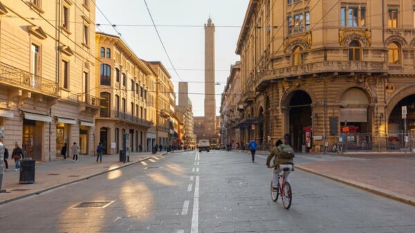 Italy's wealth map: Bologna is among the provinces with the highest household incomes, ranking fourth with an average of 28.560 euros per year in 2023 | Photo: iStock