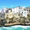 Homenagem foi proposta por vereadora de Polignano a Mare.