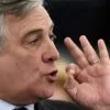 Antonio Tajani, atual ministro das Relações Exteriores da Itália (MAECI), é uma das principais vozes a favor da limitação do reconhecimento automático da cidadania italiana para descendentes no exterior | Foto: Frederick Florin/AFP