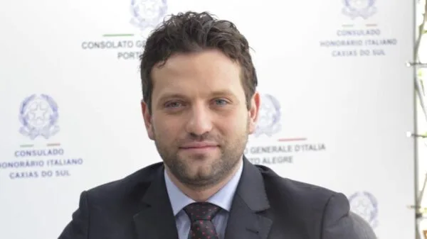 Decreto-Lei 36: cônsul italiano, Valerio Caruso, explica suspensão e investiga fraudes no RS