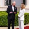 Monarca britânico é recebido em cerimônia no Palácio Chigi, sede do governo da Itália, por Meloni | Foto: Depositphotos Foto: By PA News Agency