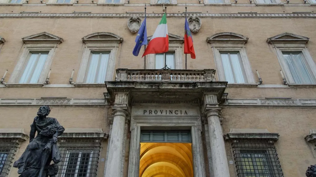 Servidores públicos na Itália ganham mil euros a menos que média da UE | Foto: Depositphotos