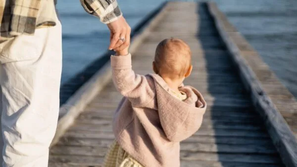 Justiça italiana confirma obrigação de consulados em casos de adoção internacional