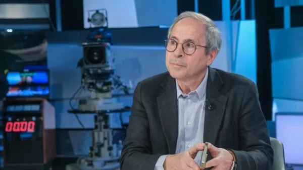 Andrea Crisanti (PD) denuncia discriminação contra descendentes e cidadãos inscritos no AIRE | Foto: Divulgação/LaPresse