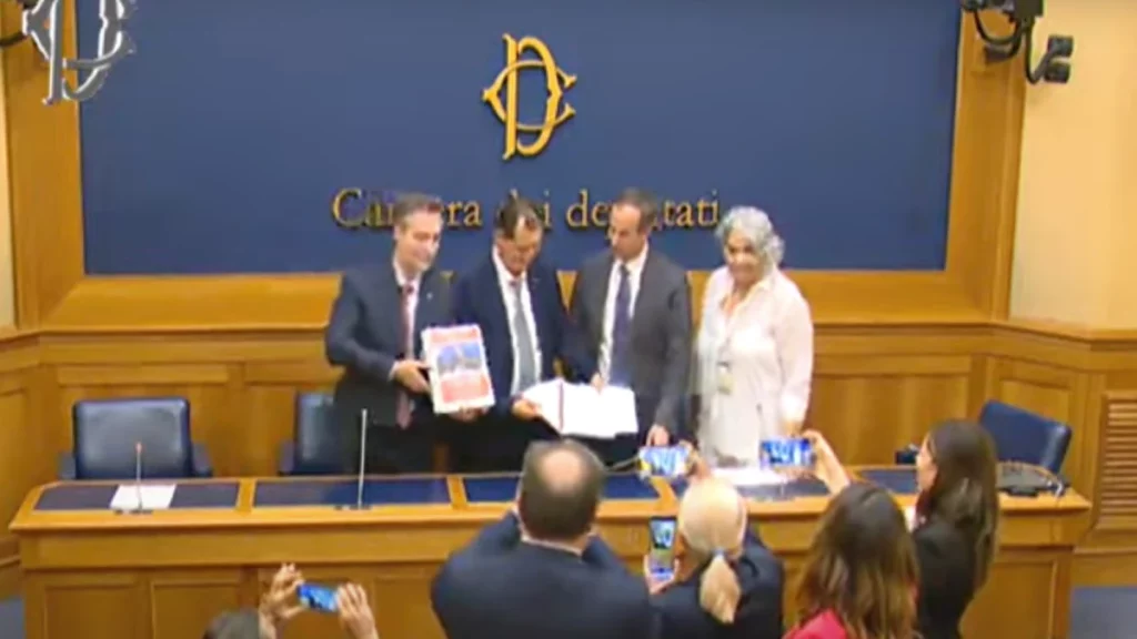 112 mil assinaturas foram entregues contrárias ao Decreto 36/2025 | Foto: Depositphotos Foto: Camera dei Deputati