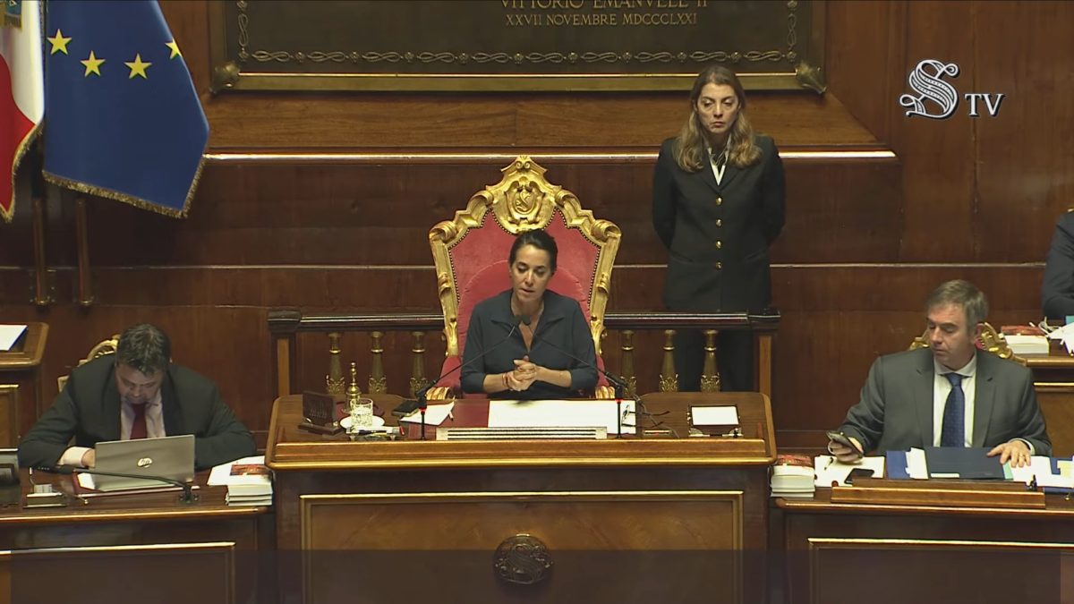 Senado debate decreto da cidadania sob críticas