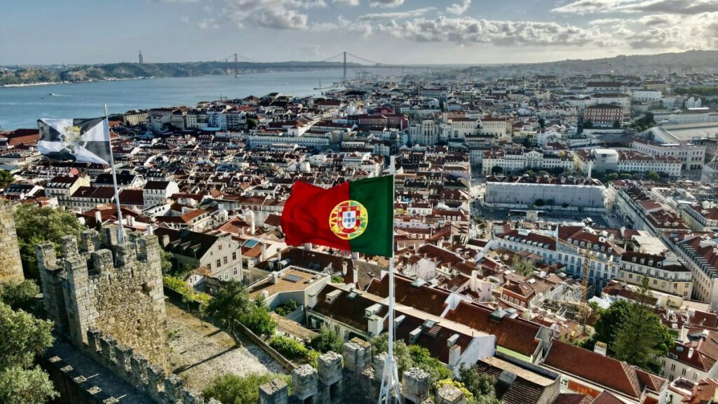 Medidas buscam reduzir pedidos de cidadania por tempo de residência e conter fluxos migratórios – Foto: Pexels/Reprodução