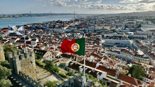 Medidas buscam reduzir pedidos de cidadania por tempo de residência e conter fluxos migratórios – Foto: Pexels/Reprodução