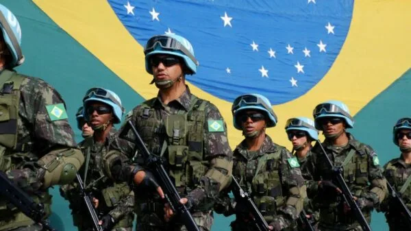 Soldado do Exército brasileiro em treinamento