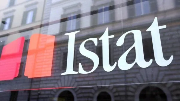 Em 2024, 6,38 milhões de italianos vivem fora do país, diz Istat