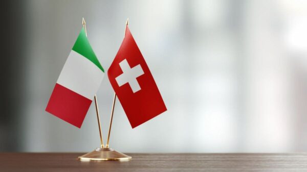 A bandeira italiana atrai cada vez mais milionários suíços que buscam vantagens fiscais.