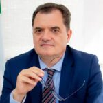 Porta vertritt Südamerika im italienischen Parlament und verteidigt die Rechte der Italiener im Ausland.