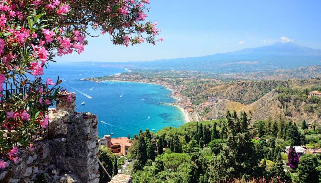 Taormina e Giardini Naxos (Sicília)