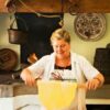 Qué comer en la Toscana: desde pasta artesanal hasta dulces medievales como los ricciarelli de Siena | Foto: Villa Casagrande