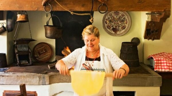 Qué comer en la Toscana: desde pasta artesanal hasta dulces medievales como los ricciarelli de Siena | Foto: Villa Casagrande