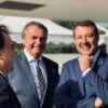 Lorenzato, Bolsonaro e Salvini em registro conjunto: aliança política reforçada após condenação