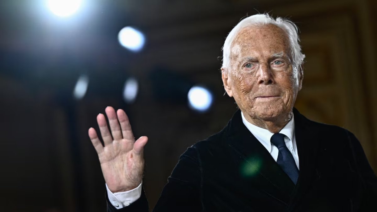 Morre Giorgio Armani, mestre da alfaiataria italiana, aos 91 anos