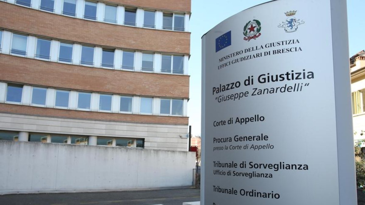 Justiça italiana antecipa audiências de cidadania e prevê bônus a juízes para acelerar julgamentos.