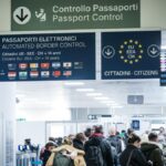 Carimbos se vão, mas as memórias permanecem no passaporte do tempo