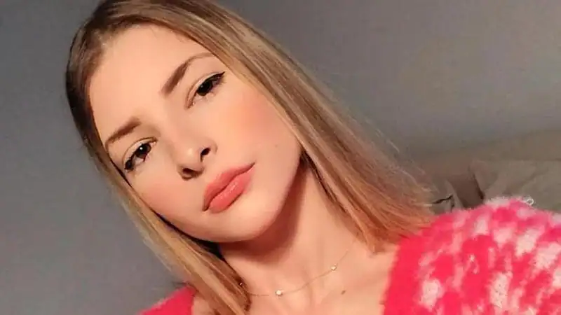 A brasileira Jéssica Stapazzolo Custodio de Lima, de 33 anos, será homenageada em Castelnuovo del Garda após ser morta a facadas pelo ex-companheiro.