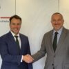 Cônsul-geral Domenico Fornara (à dir.) recebe Mauro Sammarco no Consulado em São Paulo