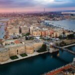 Taranto foi citada como uma das cidades mais feias da Itália em um vídeo viral. A reação foi imediata nas redes sociais.