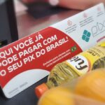 No Continente de Cascais, Portugal, já é possível pagar compras com Pix do Brasil.