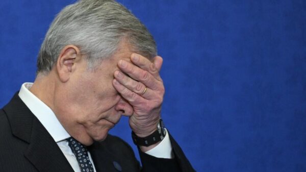 Tajani valoriza italianos na América Latina, mas ignora os descendentes