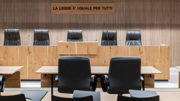 Com decisão inédita, Tribunal de Veneza adota sistema para acelerar cidadania italiana.