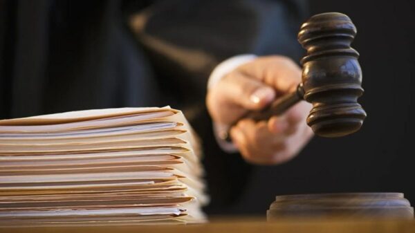 Tribunal de Veneza redistribui 194 processos de cidadania italiana entre oito juízes temporários em esforço para reduzir atrasos e acelerar julgamentos.