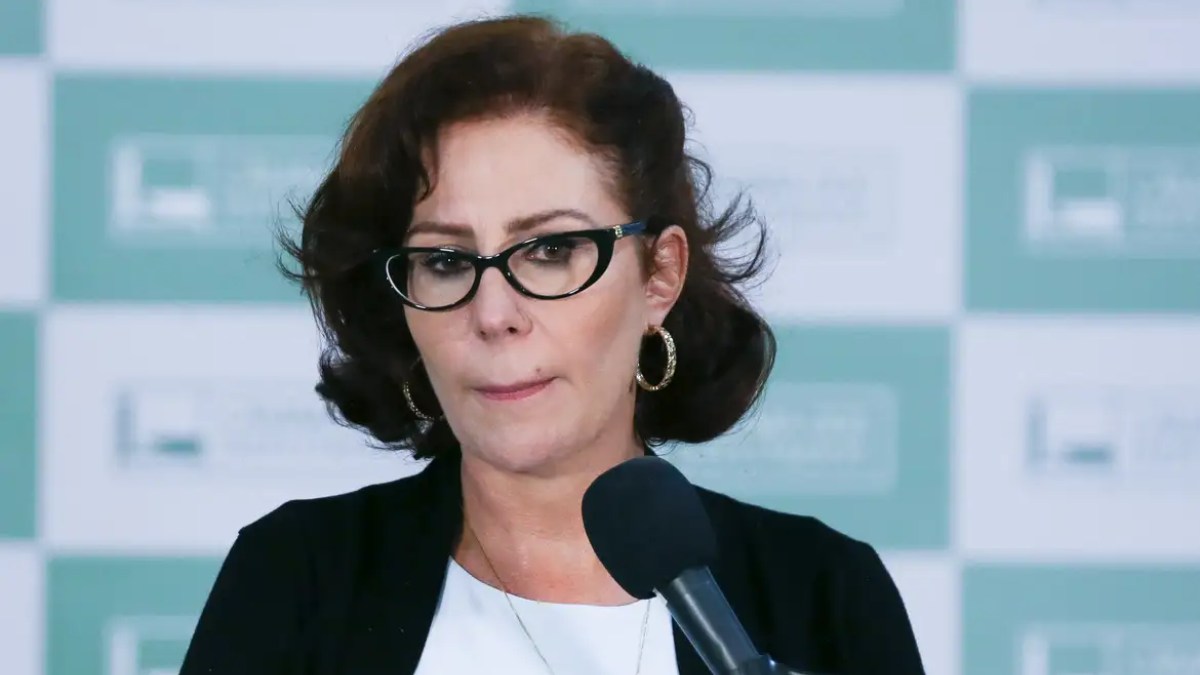 Legenda 1: Carla Zambelli completa 90 dias presa na Penitenciária de Rebibbia, em Roma.